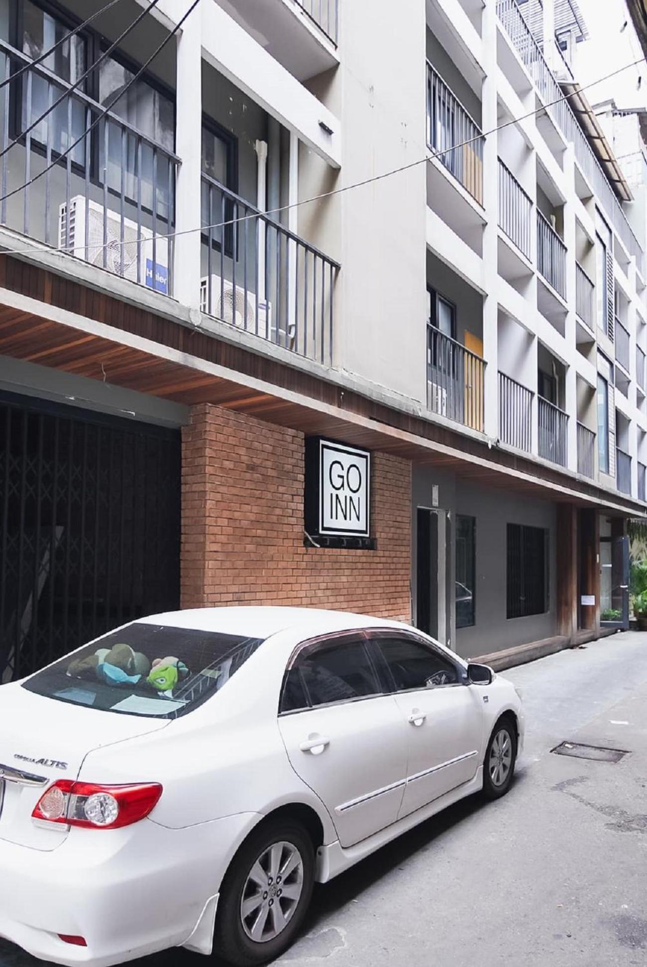X Go Inn Silom Road -Bts Saint Louis Bangkok Exterior foto